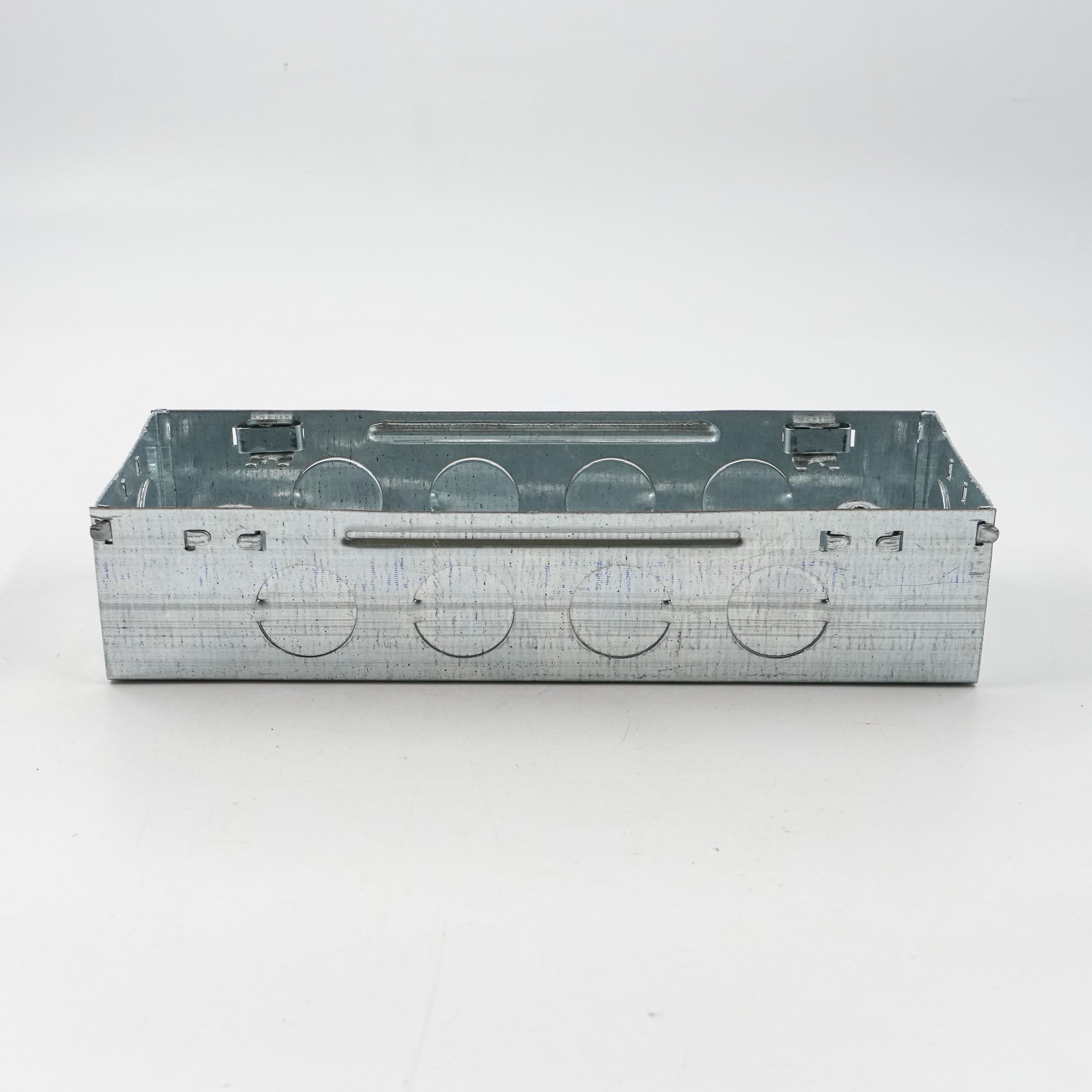 JRB Suppreme - 8 Module Metal Box - Horizontal